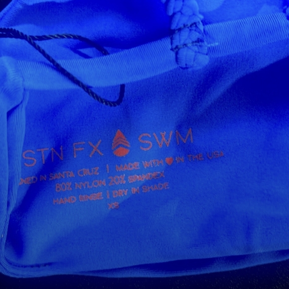 Stone Fox Swim Bikini Top XS - Picture 2 of 4